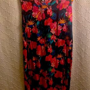 Sleeveless flower print dress